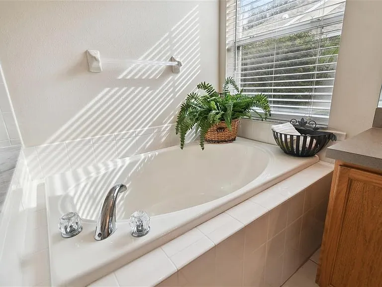 7655 Citrus Blossom Dr — Photo 30
