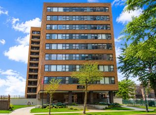 6118 N Sheridan Rd APT 1102, Chicago, IL 60660