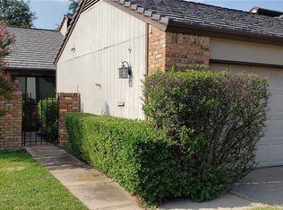 5801 Boca Raton Blvd, Fort Worth, TX 76112