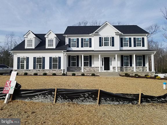 2nd image of 40308 Laurel Cir
