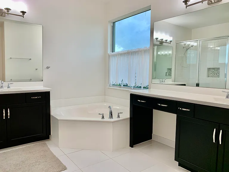 9754 Celtic Sea Ln — Photo 35