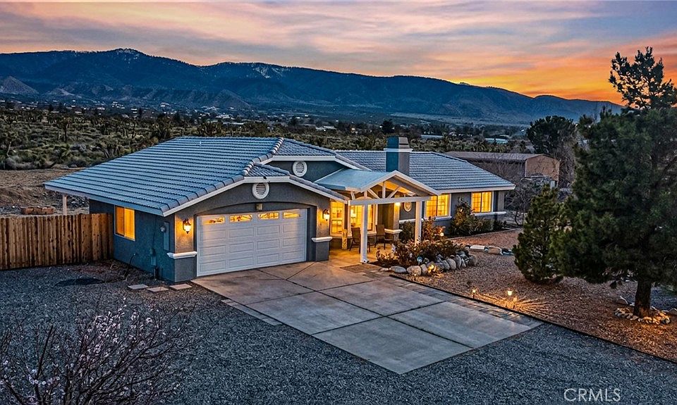 1st image of 1237 Mono Rd