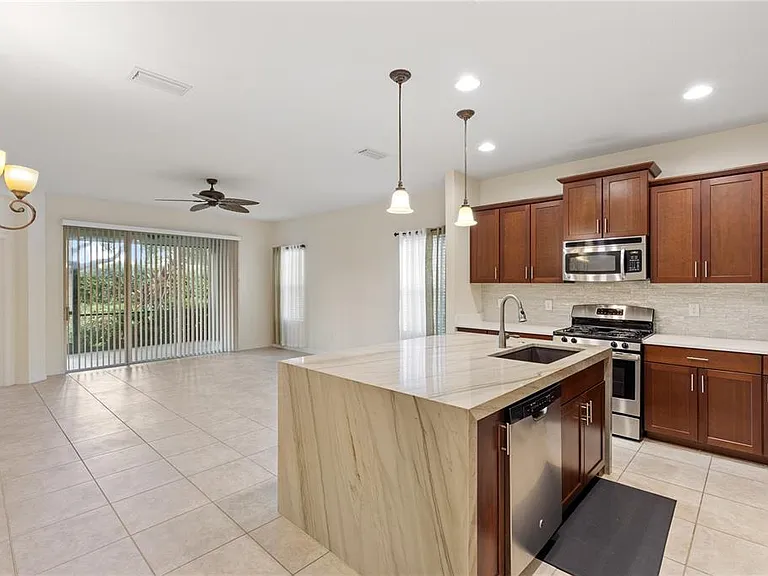 5312 Fairfield Blvd — Photo 8