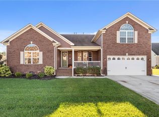 1307 Telfon Cir, Chesapeake, VA 23320