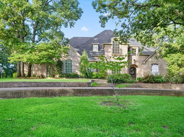 1950 Stonehill Dr, Tyler, TX 75703