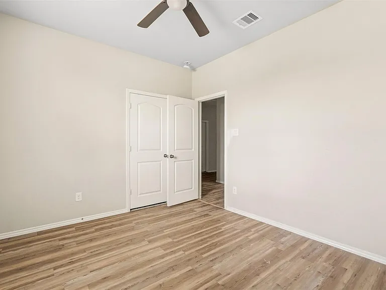18025 Atwood Mill Dr — Photo 6