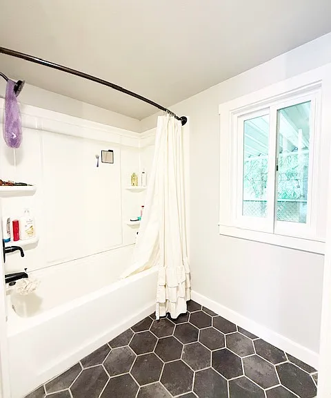 2110 Kent Ave W — Photo 18