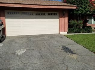 616 W Edith Ann Dr, Azusa, CA 91702