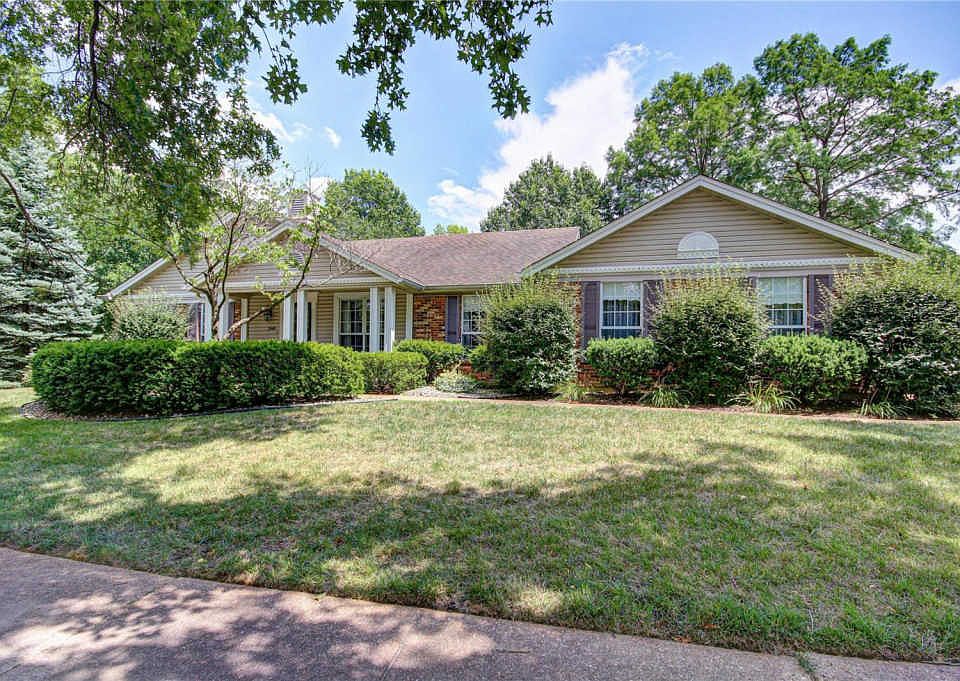 1st image of 2348 Eagles Glen Ct
