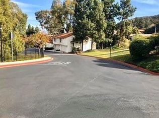 668 Blue Oak Ave, Thousand Oaks, CA 91320