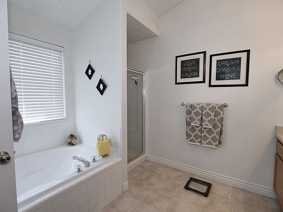 2nd image of 3307 W Upper Newark Way