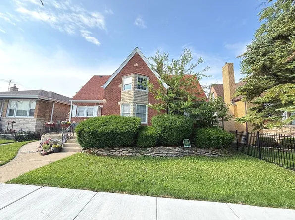 6206 W Barry Ave, Chicago, IL 60634
