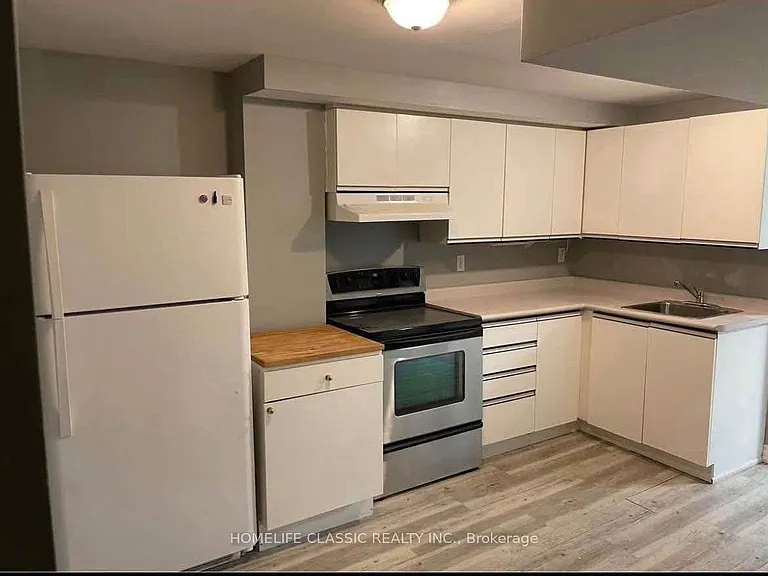 102 Church St S #LOWER — Photo 15