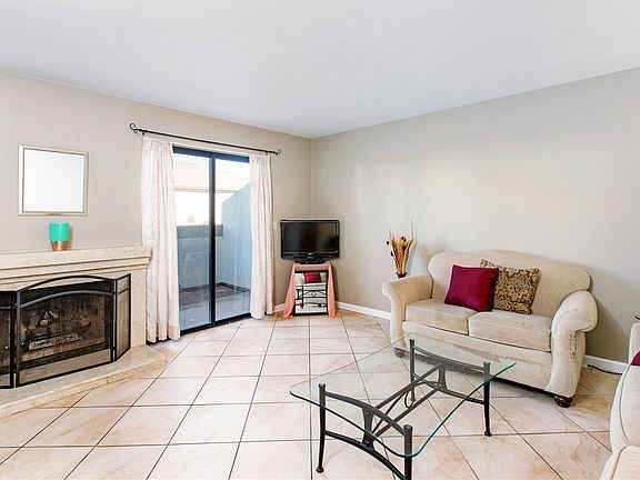 4th image of 1007 Howard Ave Unit 29