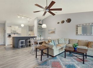 98 Jonathan Dr #4E, Lake Ozark, MO 65049