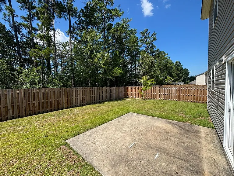 377 Baymont Dr — Photo 3