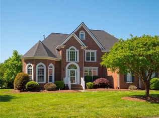 5100 Chickadee Ct, Matthews, NC 28104