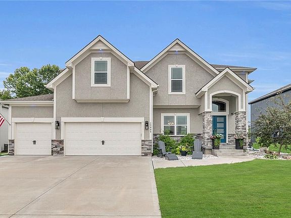 2nd image of 17905 NW 130th Pl