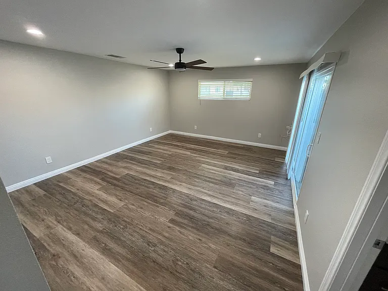 12705 S Harvard Blvd — Photo 4