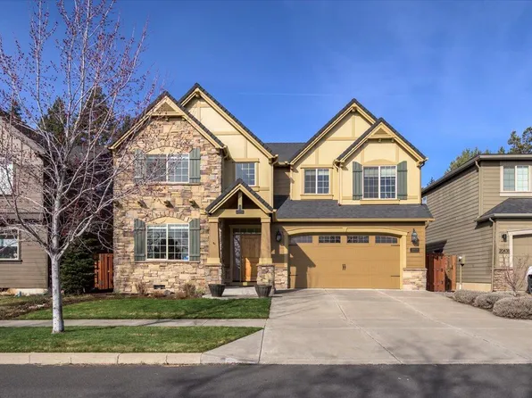 20434 Jacklight Ln, Bend, OR 97702