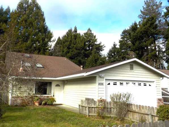 4286 Walnut Dr, Eureka, CA 95503