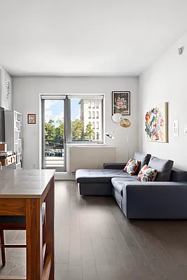 Rented by Compass | media 13