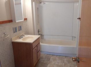 220 Williams St, Perry, MI 48872