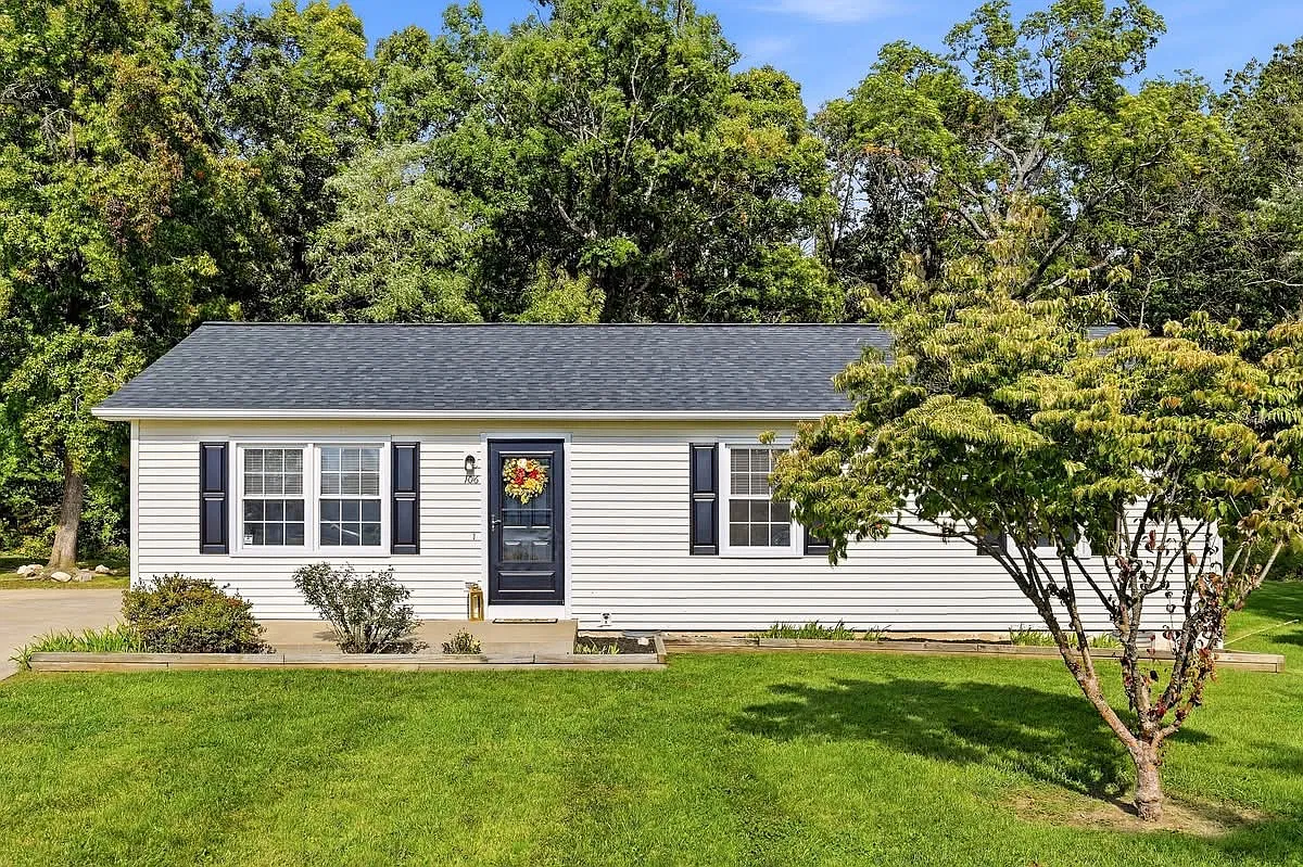 106 Sugar Creek Ct — Photo 1