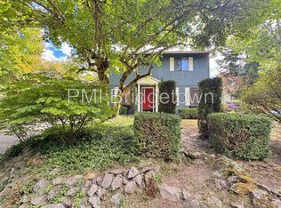 702 SW 6th Ct, Portland, OR 97219