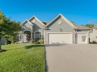 7842 N Dawn Ave, Kansas City, MO 64151