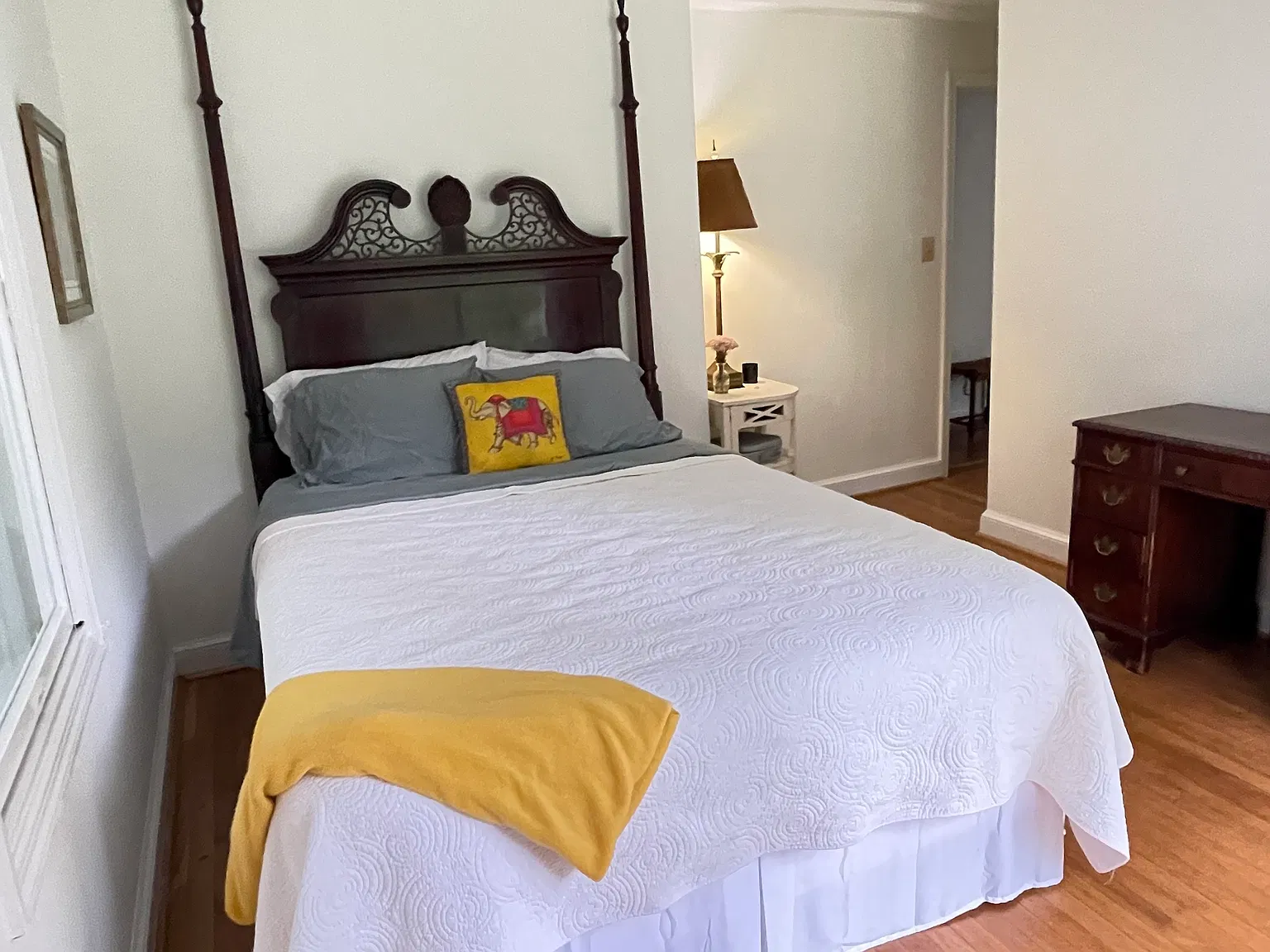 2 bed, 3242 sqft, $2,000 — Photo 4