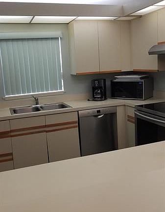 5th image of 7427 SE Jamestown Ter Building 14