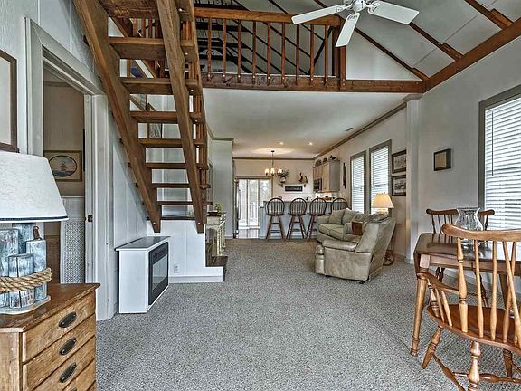 4th image of 26 E Tecumseh Ave