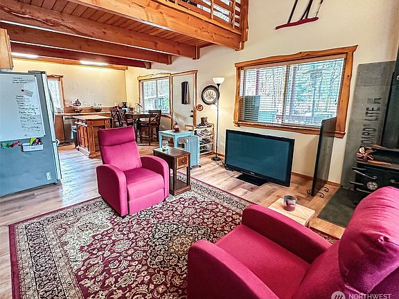 4th image of 132 Findley Road
