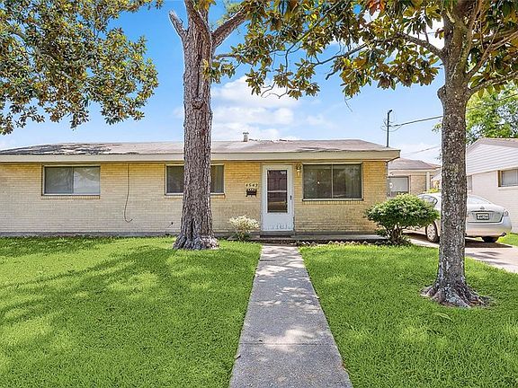 2nd image of 4543 Arthur Dr