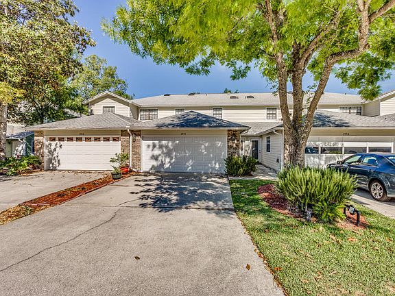2nd image of 3954 Meadowview Dr N