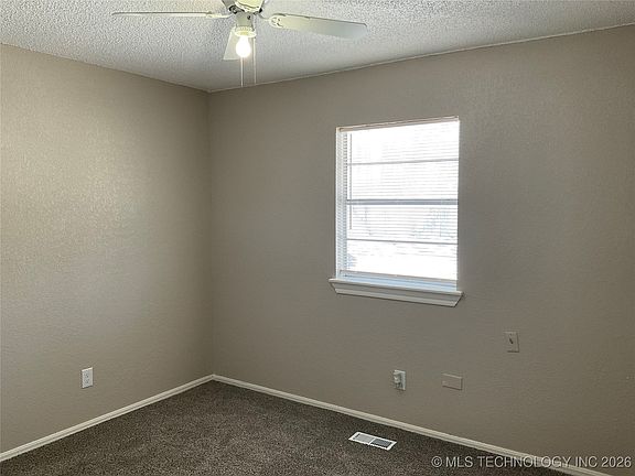 2nd image of 2725 S 132nd East Ave
