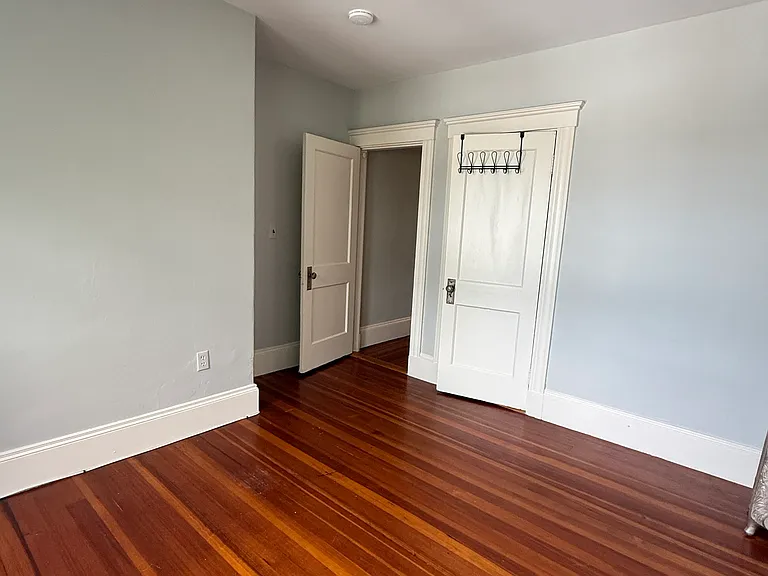 19 Irma Ave #3 — Photo 9