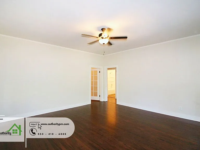 1428 Chestnut St — Photo 4