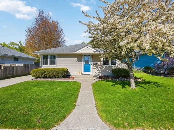 131 Evergreen Dr, Sarnia, ON N7T 4M2