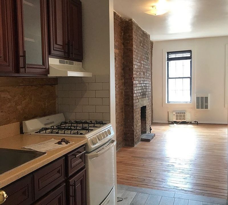 1st image of 311 E 60th St #3A
