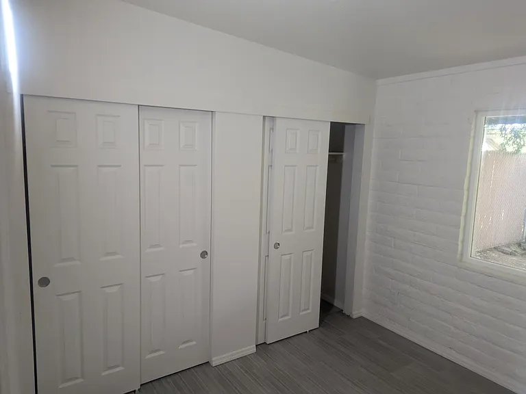 3051 N Euclid Ave — Photo 10