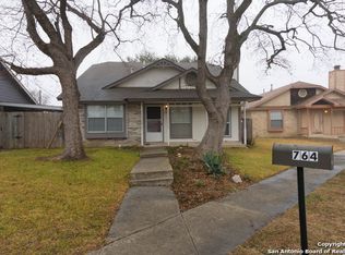 764 Garden Meadow Dr, Universal City, TX 78148