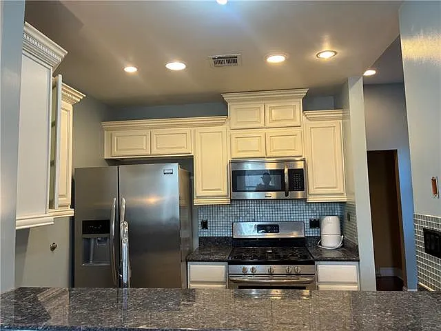 2212 S Salcedo St — Photo 4