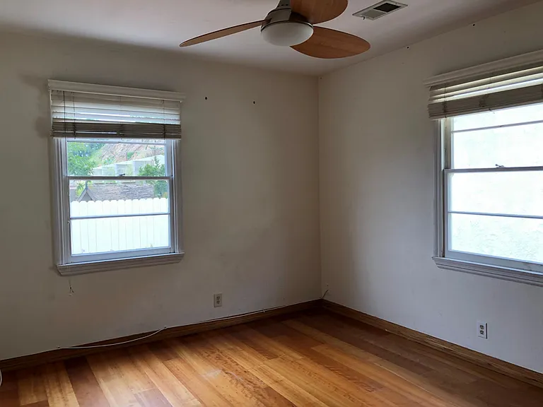 102 Santa Cruz Way — Photo 21