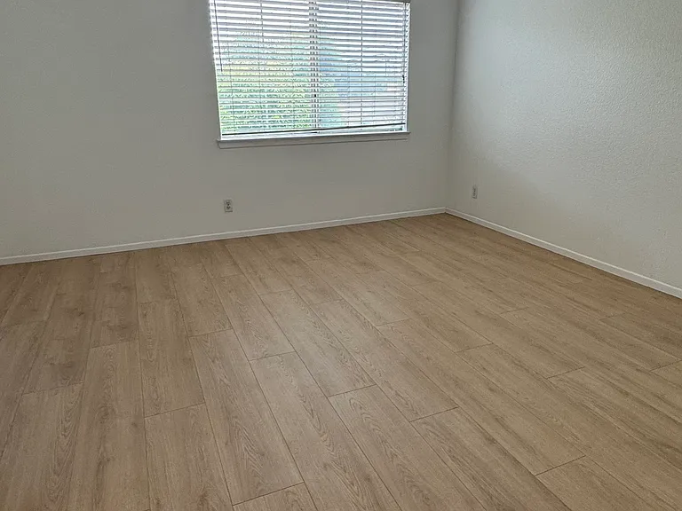11520 Promenade Dr — Photo 23