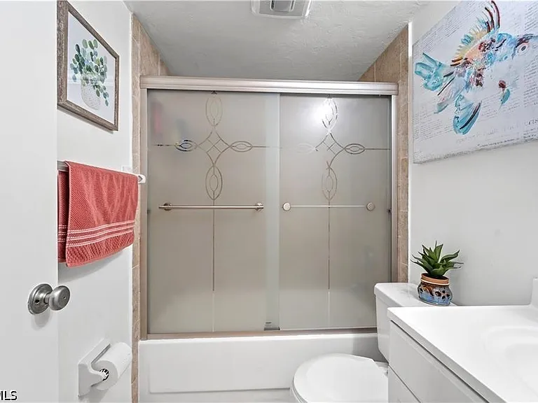 8565 Charter Club Cir #6 — Photo 22