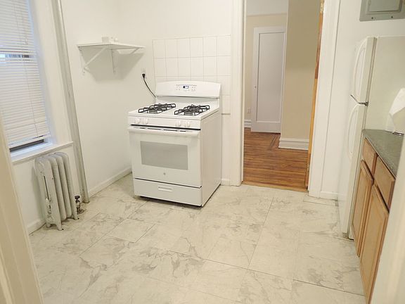 3rd image of 32-30 41st St #C1