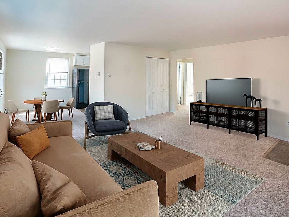 Audubon_Manor_living_dining_small