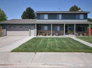 407 Sunlight Dr, Powell, WY 82435